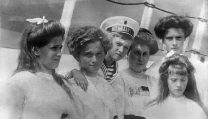 Невероятная судьба Анны Вырубовой - фрейлины последней Императрицы (6 фото)